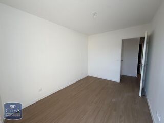  Appartement à louer 3 pièces 69 m²
