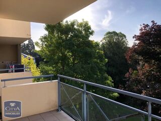  Appartement à louer 3 pièces 69 m²