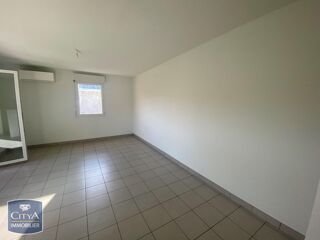  Appartement à louer 2 pièces 45 m²