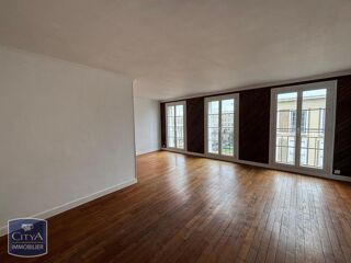  Appartement à louer 3 pièces 86 m²