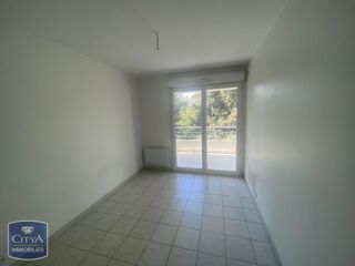 Appartement à louer 2 pièces 46 m²