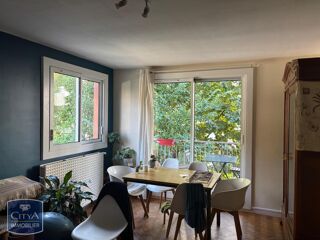  Appartement à louer 3 pièces 73 m²
