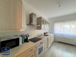 Appartement à louer 2 pièces 64 m²