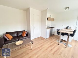  Appartement à louer 2 pièces 33 m²