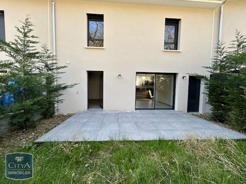 À LOUER ! Découvrez cette charmante maison T4 située à P....