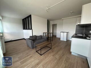  Appartement à louer 1 pièce 35 m²
