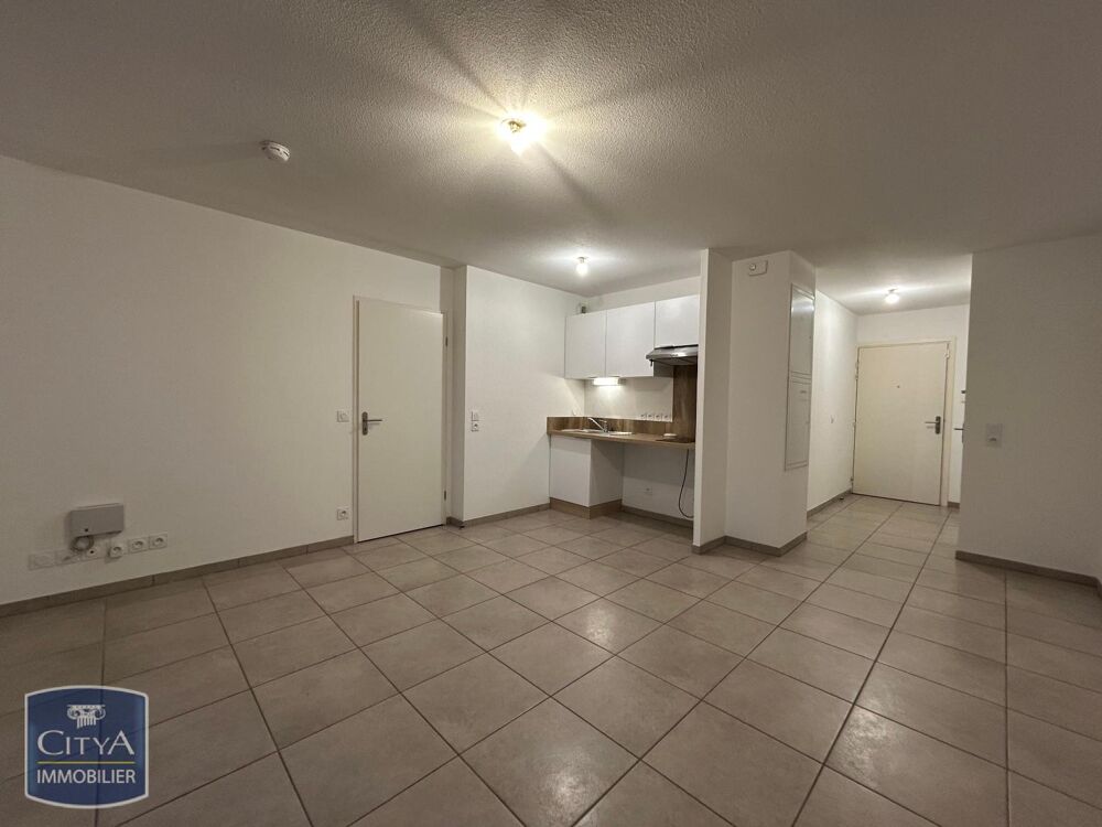 À LOUER : APPARTEMENT T2 NON MEUBLE + BALCON + PARKING -....