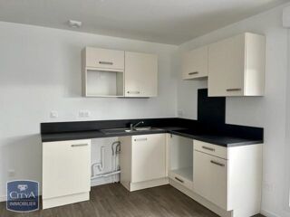 Appartement à louer 4 pièces 85 m²