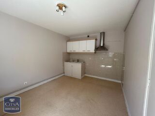  Appartement à louer 6 pièces 125 m²