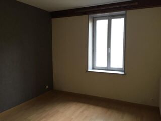  Appartement à louer 4 pièces 103 m²