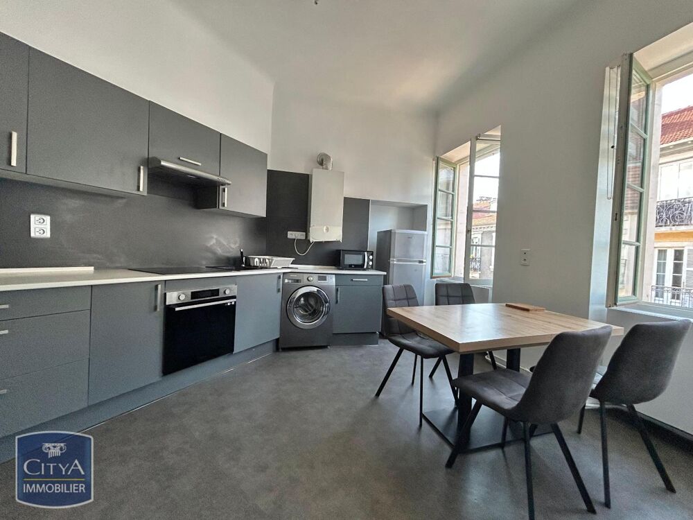 À LOUER : Appartement T2 situé à Pau (64000). Ce bien im....