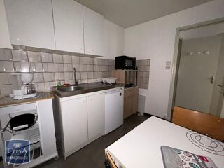  Appartement à louer 1 pièce 32 m²