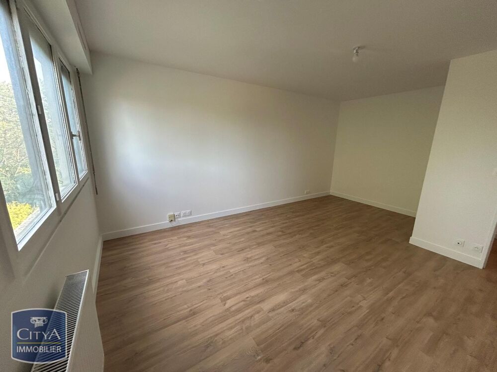 location Appartement - 1 pièce(s) - 30 m² Les Ulis (91940)