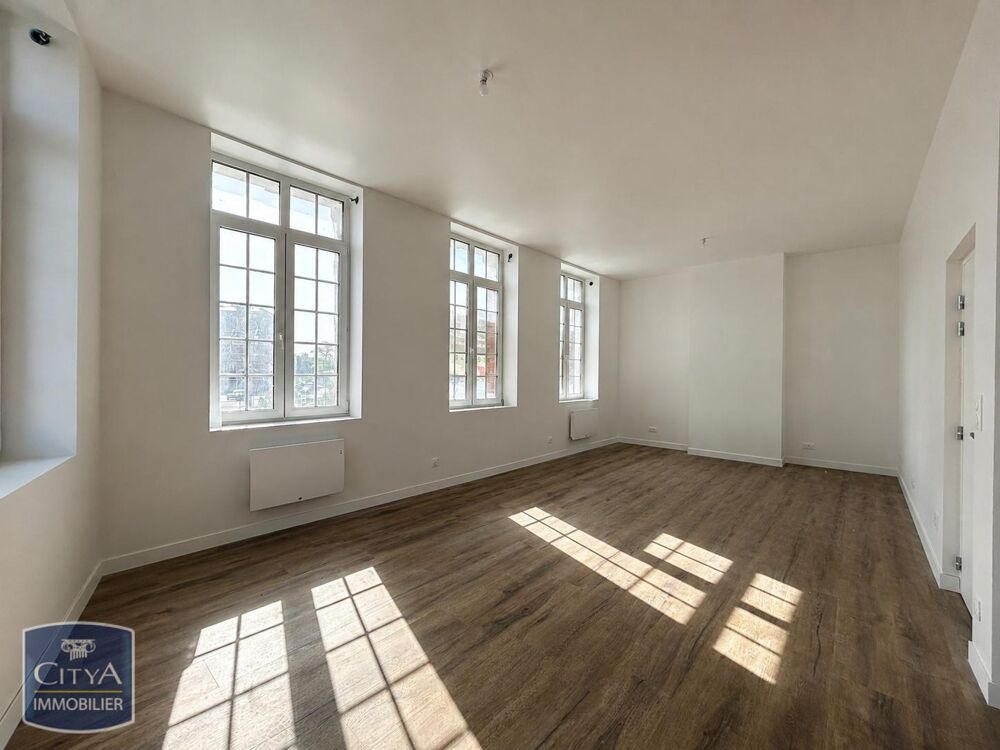 location Appartement - 2 pièce(s) - 66 m² Cambrai (59400)