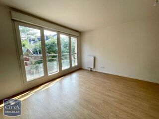  Appartement à louer 2 pièces 46 m²