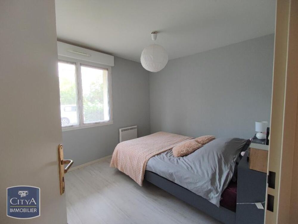 location Appartement - 2 pièce(s) - 49 m² Poitiers (86000)