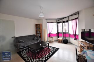  Appartement à louer 2 pièces 45 m²