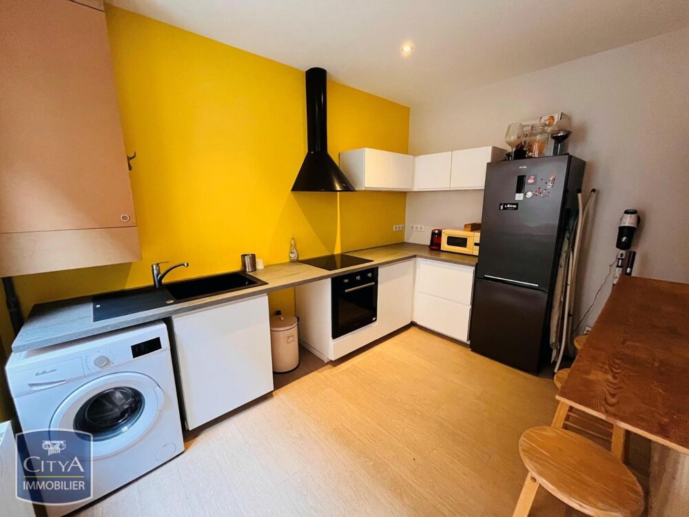 À LOUER : Charmante Maison Située à proximité du métro e....