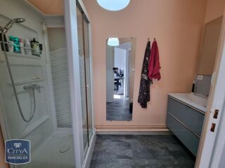  Appartement à louer 3 pièces 40 m²
