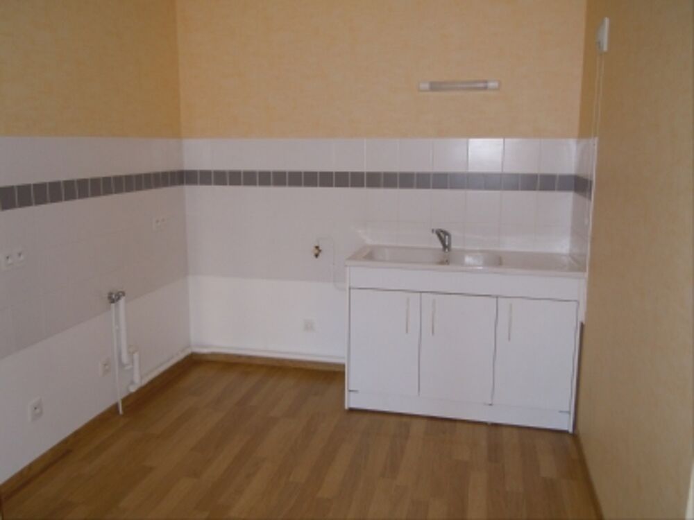 location Appartement - 2 pièce(s) - 56 m² Saint-Laurent-sur-Saône (01750)