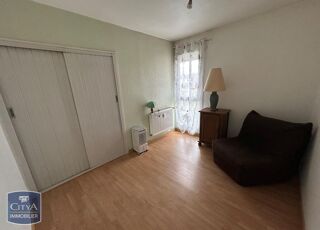  Appartement à louer 3 pièces 68 m²