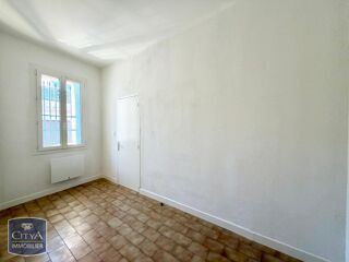  Appartement à louer 2 pièces 33 m²