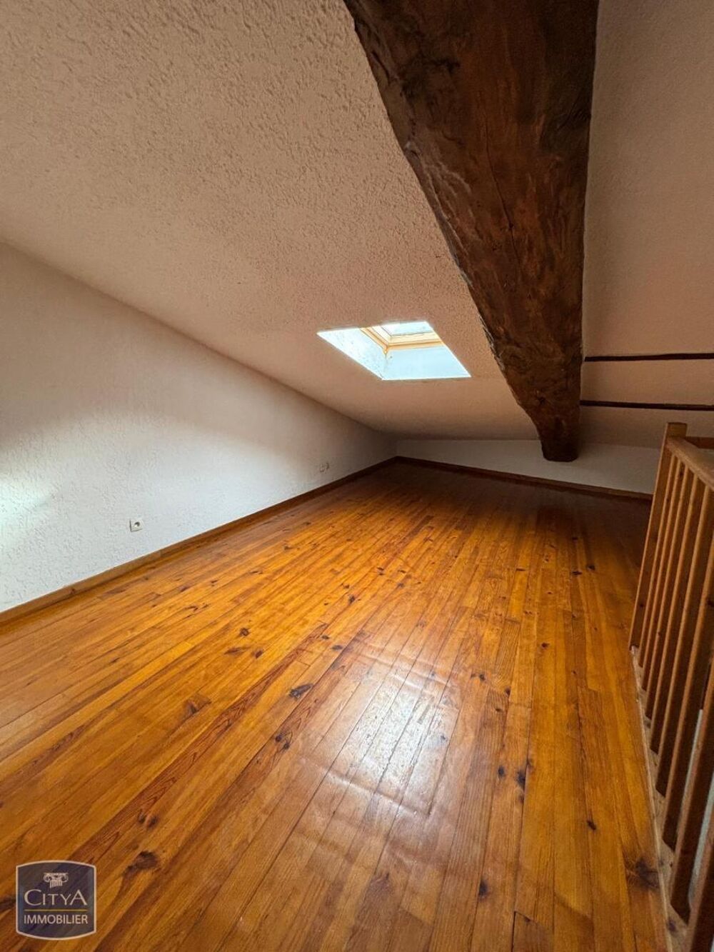 location Appartement - 1 pièce(s) - 30 m² Clermont-l'Hérault (34800)