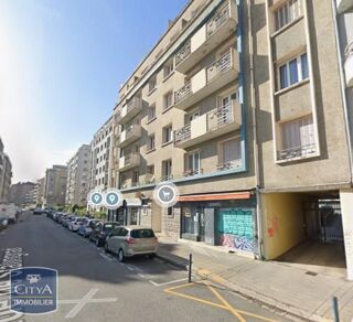  Parking / Garage � louer 