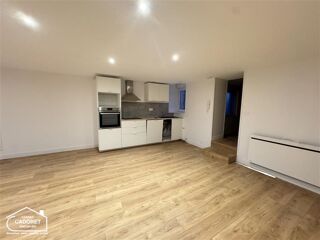  Appartement à louer 4 pièces 89 m²
