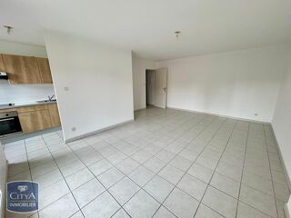location Appartement - 2 pièce(s) - 51 m² Belfort (90000)