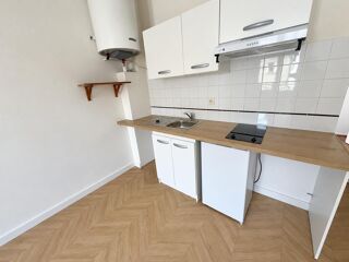 Appartement à louer 2 pièces 33 m²