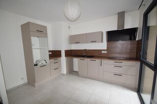  Appartement  louer 3 pices 72 m