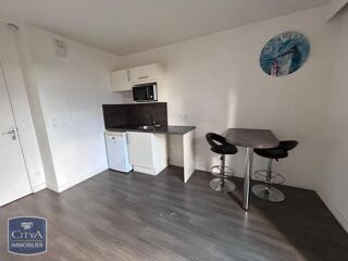  Appartement à louer 1 pièce 30 m²