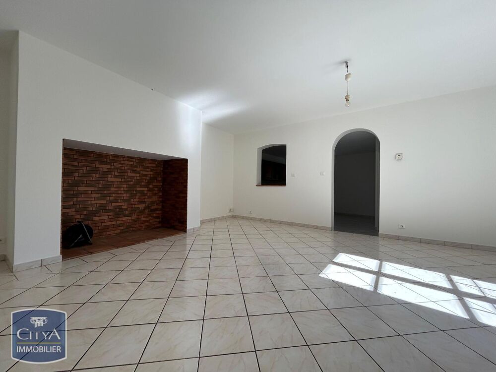 location Maison - 3 pièce(s) - 87 m² Jugeals-Nazareth (19500)
