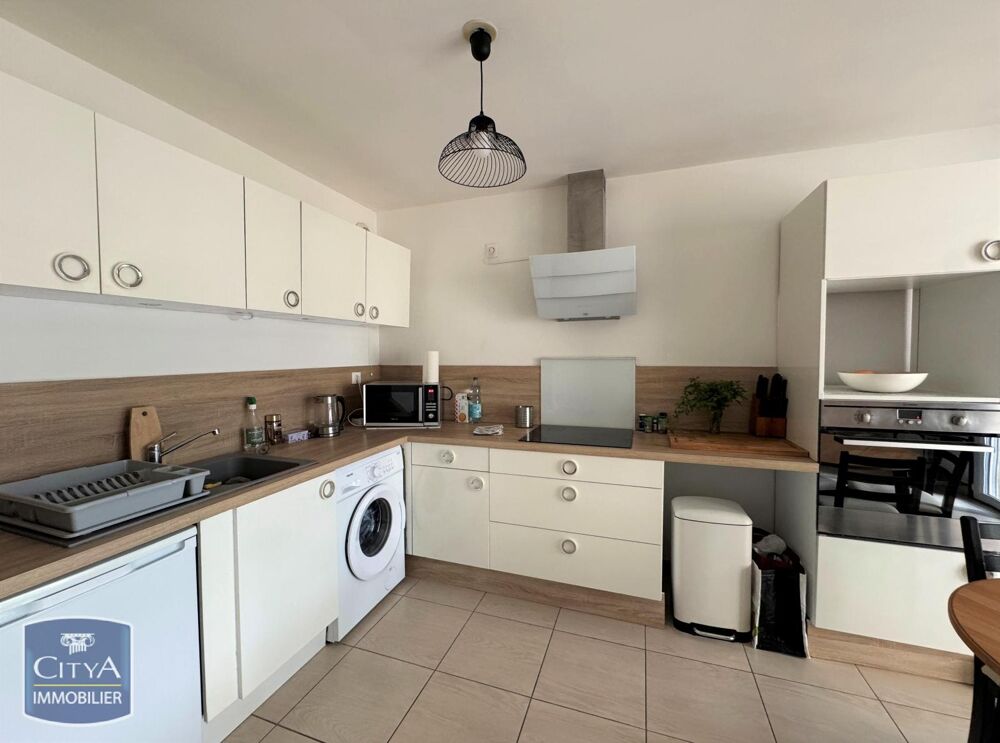 location Appartement - 3 pièce(s) - 57 m² Marseille 8