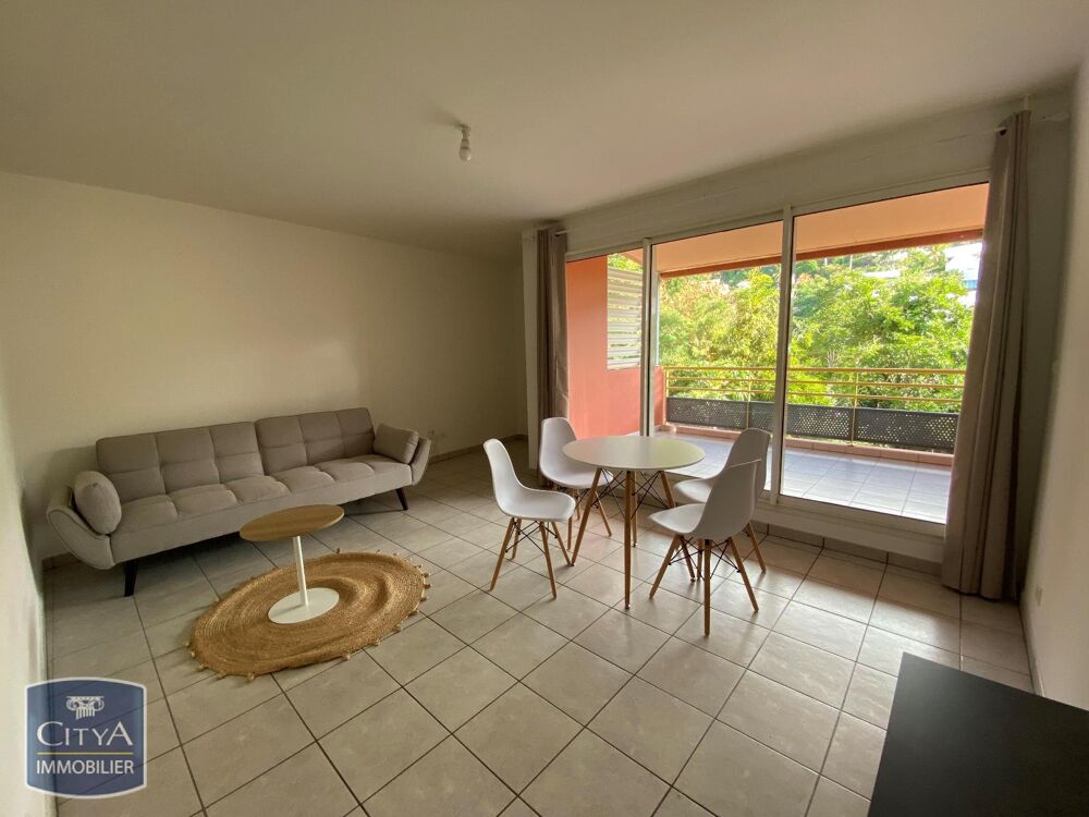 EXCLUSIVITÉ - APPARTEMENT 2 PIÈCES MEUBLE AVEC TERRASSE ....