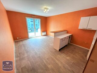  Appartement à louer 3 pièces 55 m²