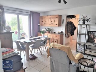  Appartement à louer 4 pièces 75 m²