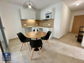  Appartement à louer 2 pièces 50 m²