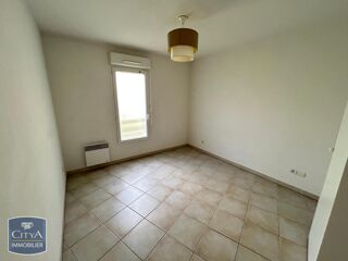  Appartement à louer 3 pièces 55 m²