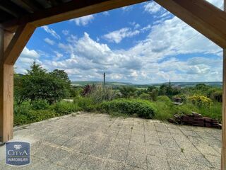  Appartement à louer 4 pièces 137 m²