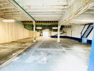  Parking / Garage à louer 11 m²