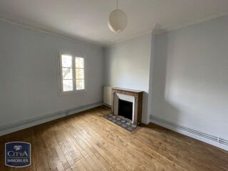  Maison à louer 5 pièces 160 m²