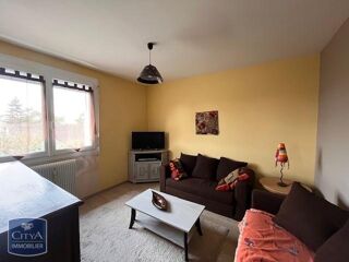  Appartement à louer 4 pièces 79 m²