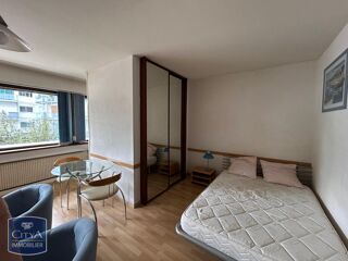  Appartement à louer 1 pièce 31 m²