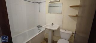  Appartement à louer 3 pièces 66 m²