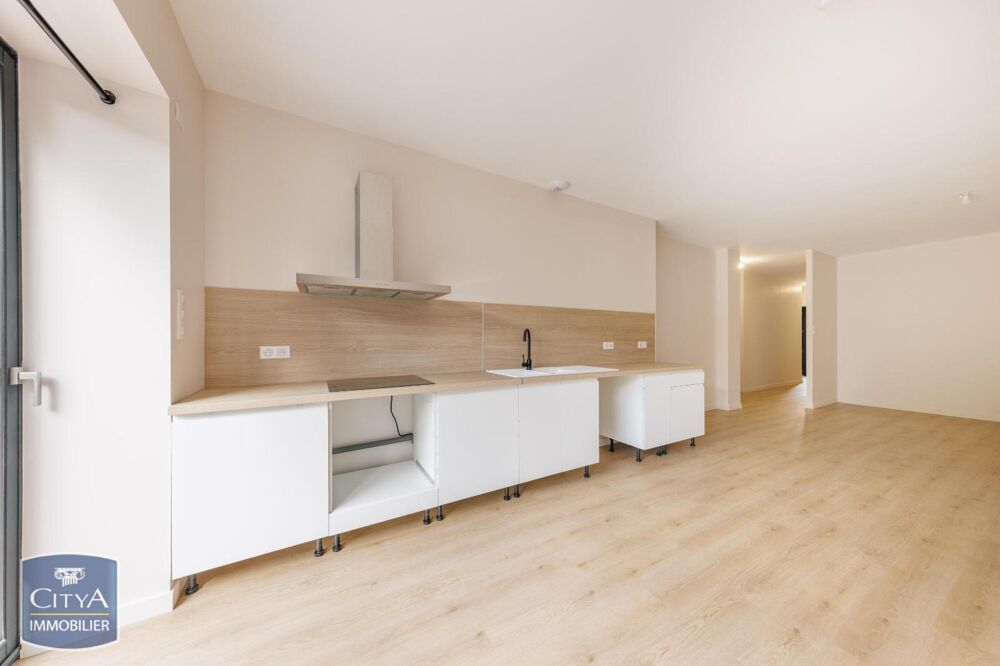 À LOUER : Découvrez cet appartement T4 entièrement refai....