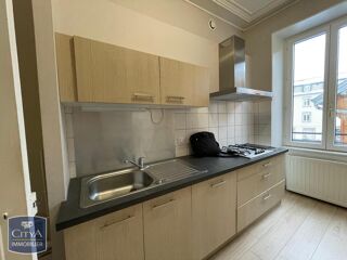  Appartement à louer 4 pièces 86 m²
