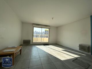  Appartement à louer 3 pièces 64 m²