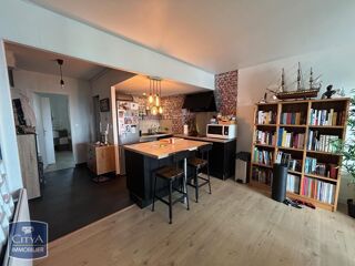  Appartement à louer 2 pièces 55 m²
